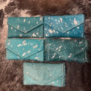 💙💙Genuine Turquoise Silver Cowhide Card Holder Small Purse 💙 Reduced from $35